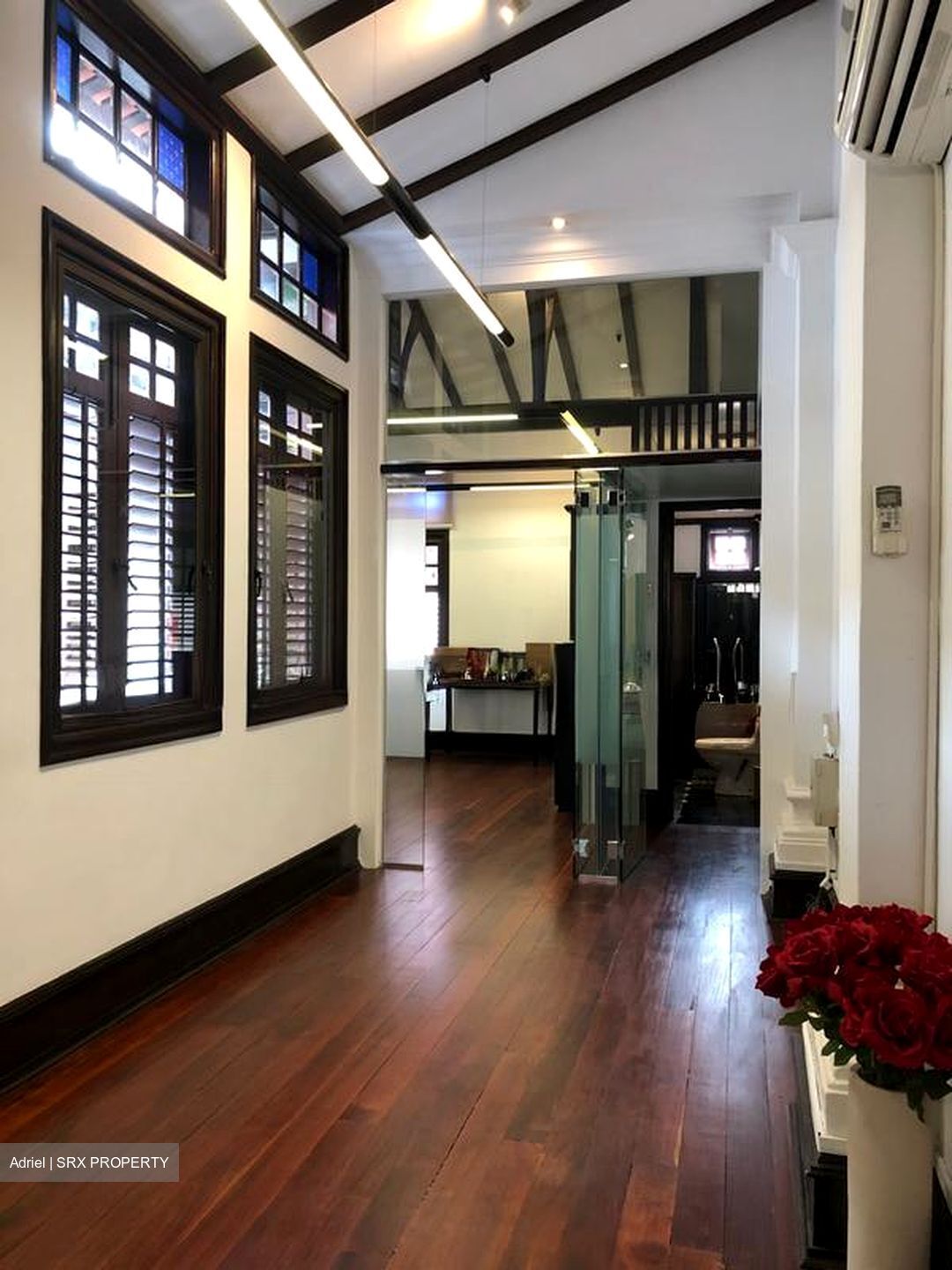 Telok Ayer Street (D1), Office #567604251